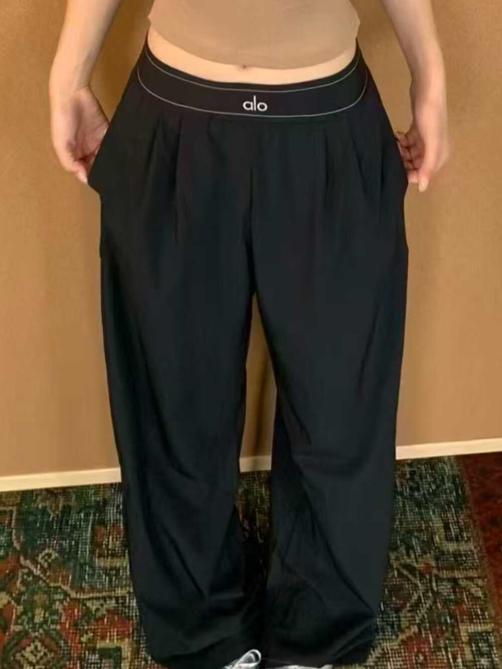 ALO Yoga Suit Up Trouser Regular😋🌺Black Straight Wide Leg 30” ,Effortless Chic